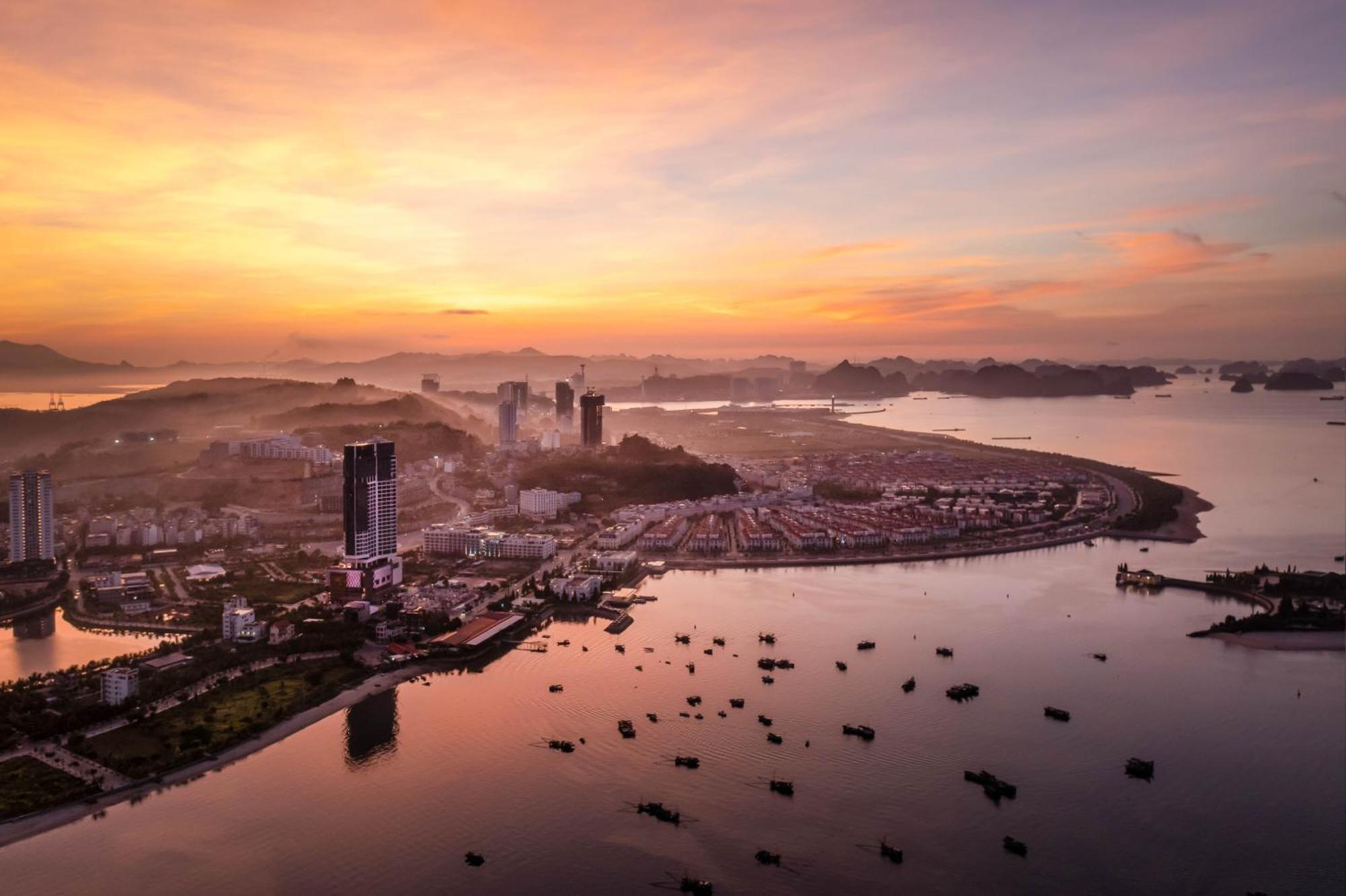 Hotel Radisson Blu Ha Long Bay Exteriér fotografie